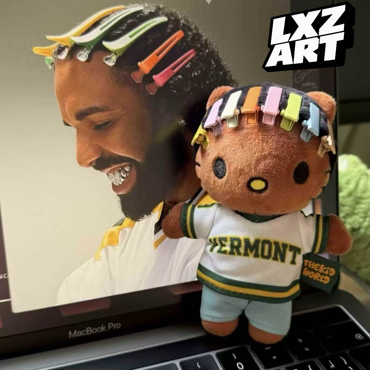 Drake-Inspired Vermont Plush Keychain – Hip-Hop Collectible
